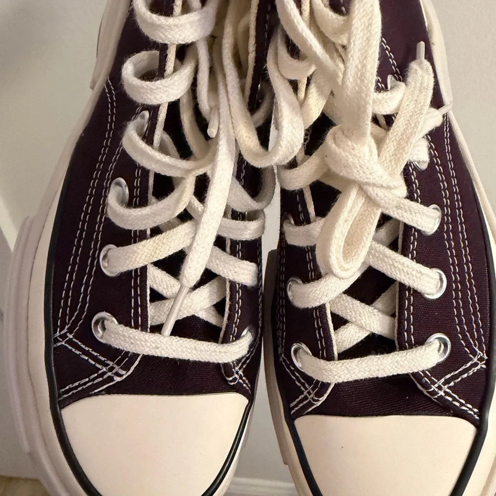 Converse Platform - Picture 6 of 8